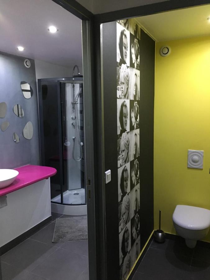 By Cassis Chambre Privee Dans Maison Familiale Exteriör bild