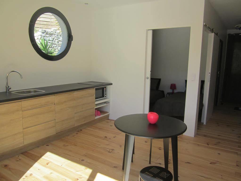 By Cassis Chambre Privee Dans Maison Familiale Exteriör bild